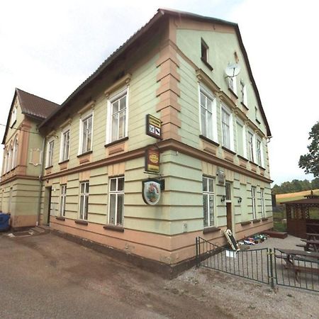 Penzion Dalibor تروتنوف المظهر الخارجي الصورة